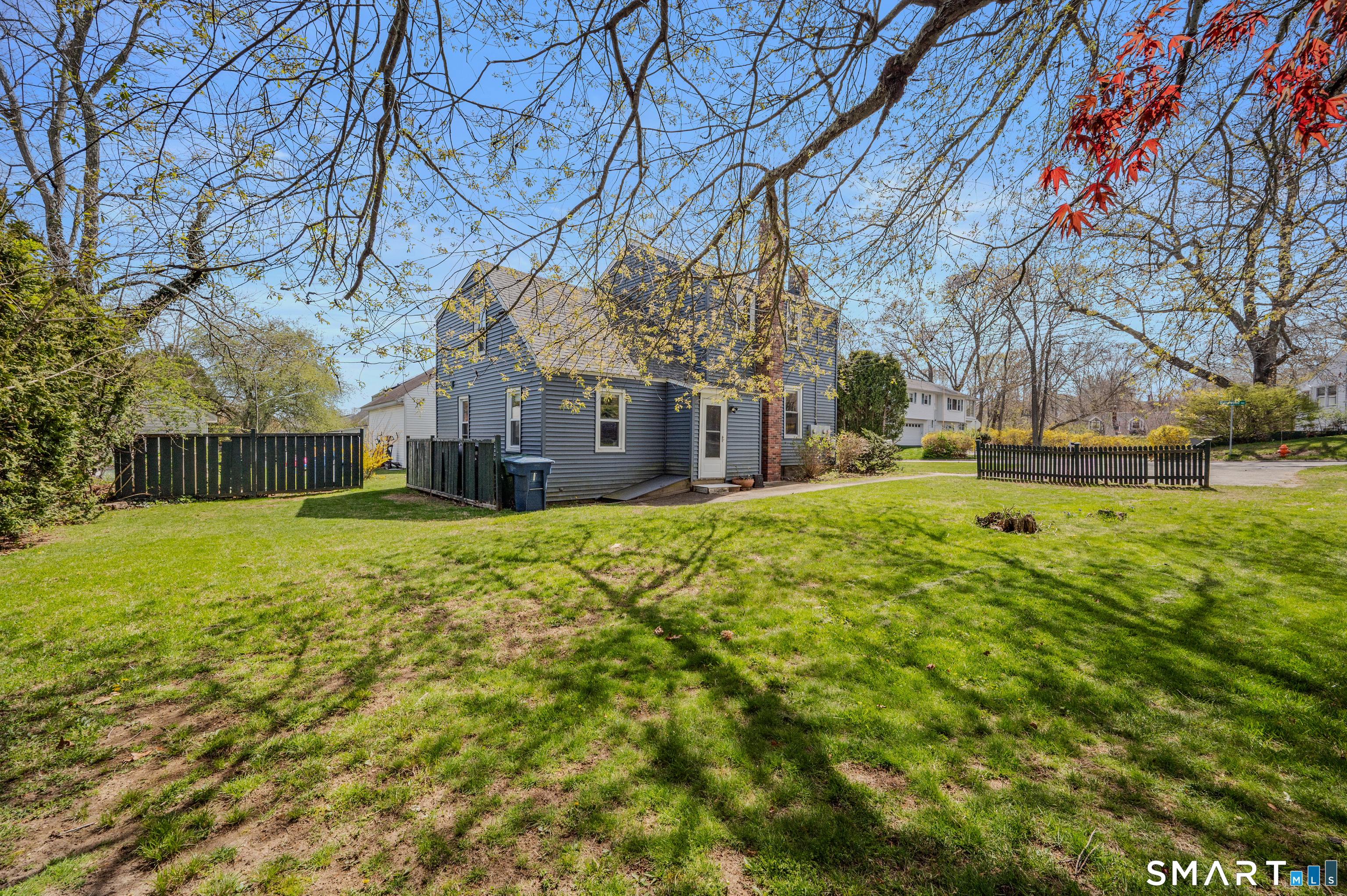 23 Ridgewood Avenue