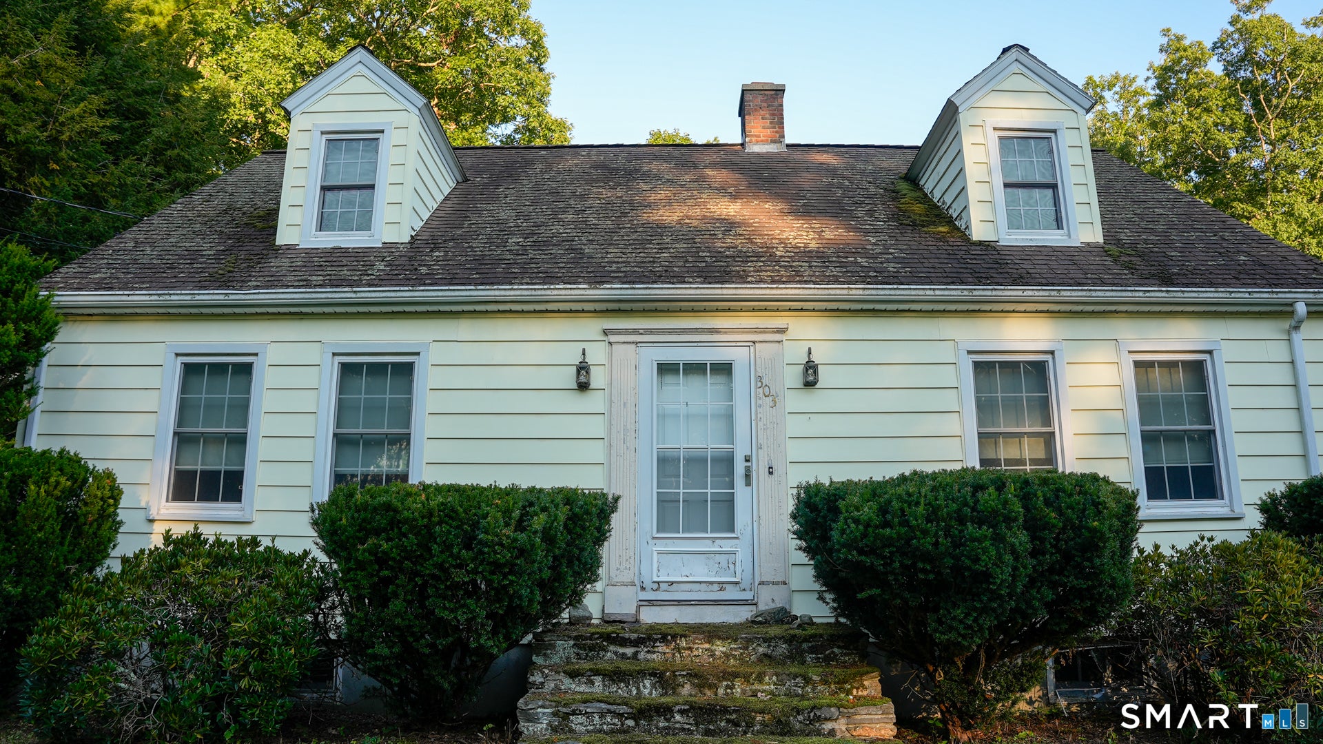 303 Riverside Drive