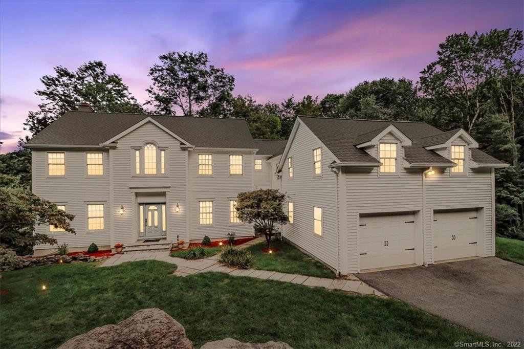 Photo 1 of 19 Jeremy Drive, New Fairfield, Connecticut, $640,000, Web #: 170438334