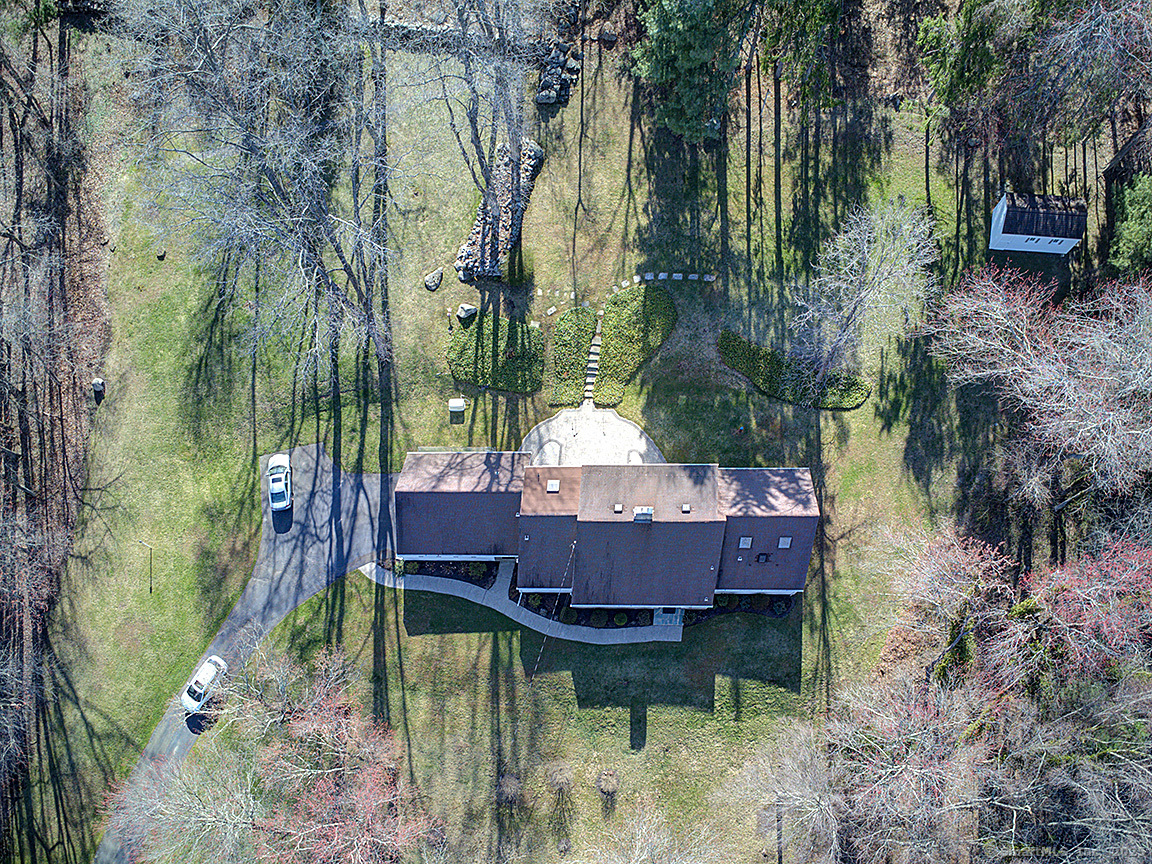 10 Edgehill Drive, Woodbridge, Connecticut image 10