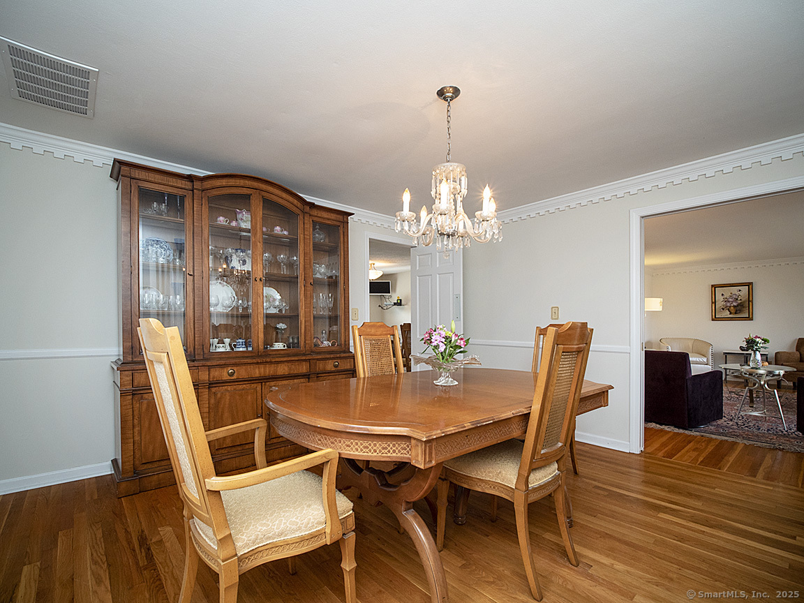 10 Edgehill Drive, Woodbridge, Connecticut image 17