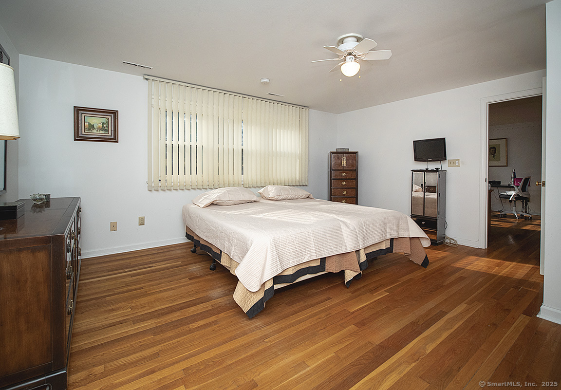 10 Edgehill Drive, Woodbridge, Connecticut image 34