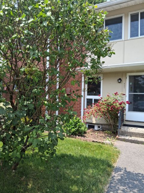 237 Centerbrook Road Hamden CT 06518