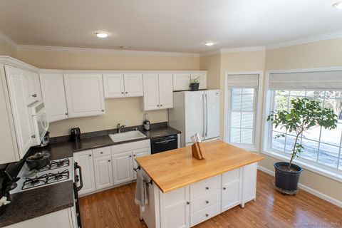 Tiny photo for 21 Great Oak Ridge Way #21, Seymour, CT 06483 (MLS # 24069570)