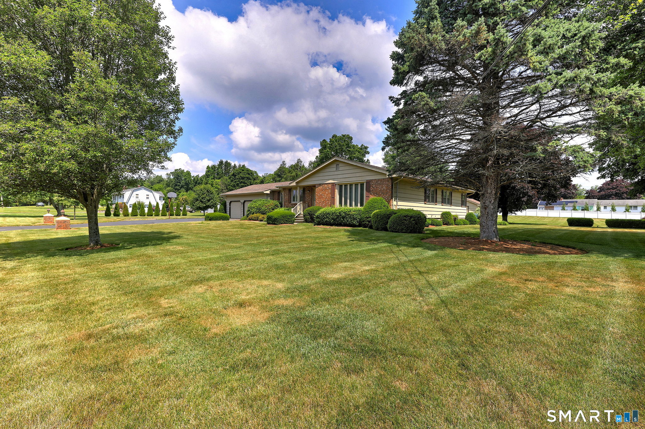 531 Woodruff Road