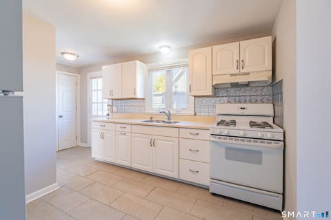 Tiny photo for 1160-1164 Whitney Avenue #1160-C, Hamden, CT 06517 (MLS # 24186894)