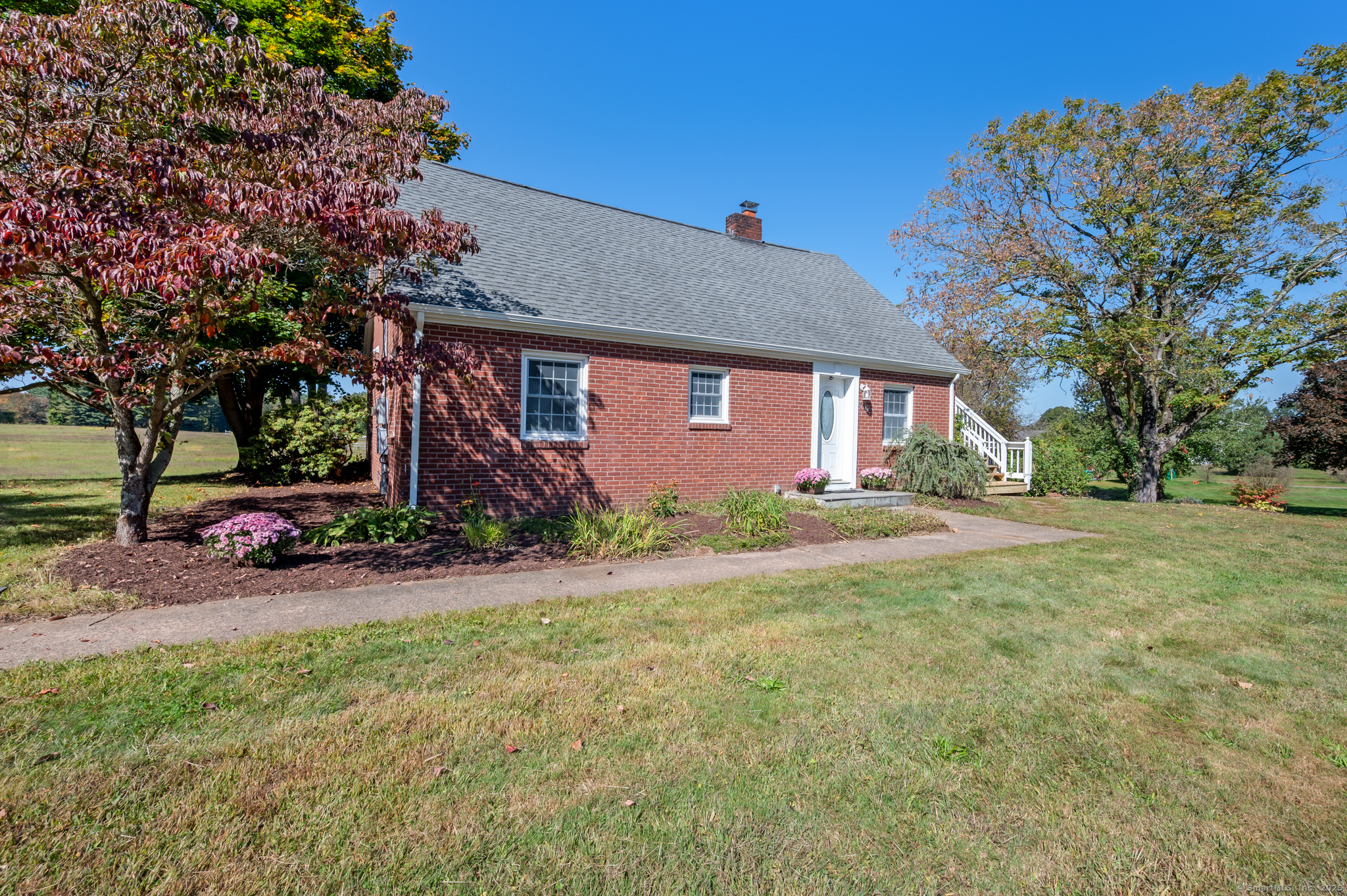 119 Thrall Road
