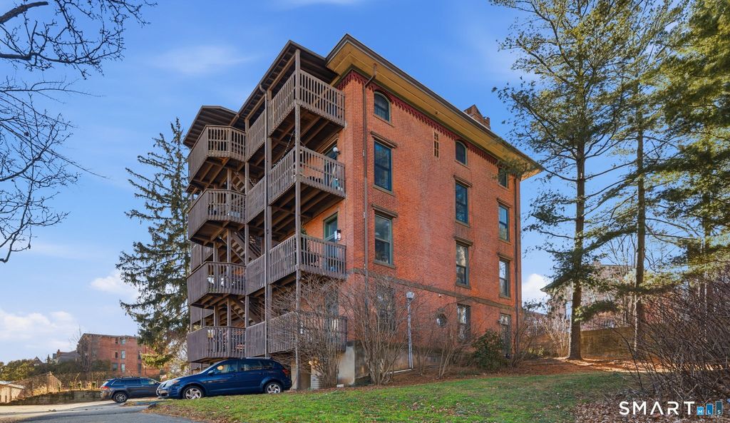 Photo of 34 Charter Oak Place #1, Hartford, CT 06183 (MLS # 24149189)