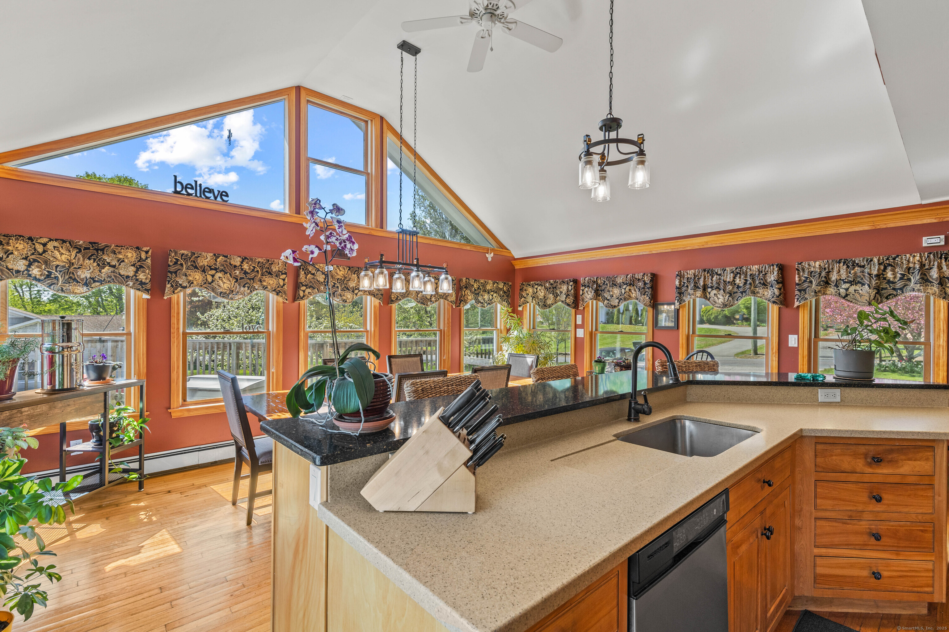 135 Maple Avenue, Montville, Connecticut image 17