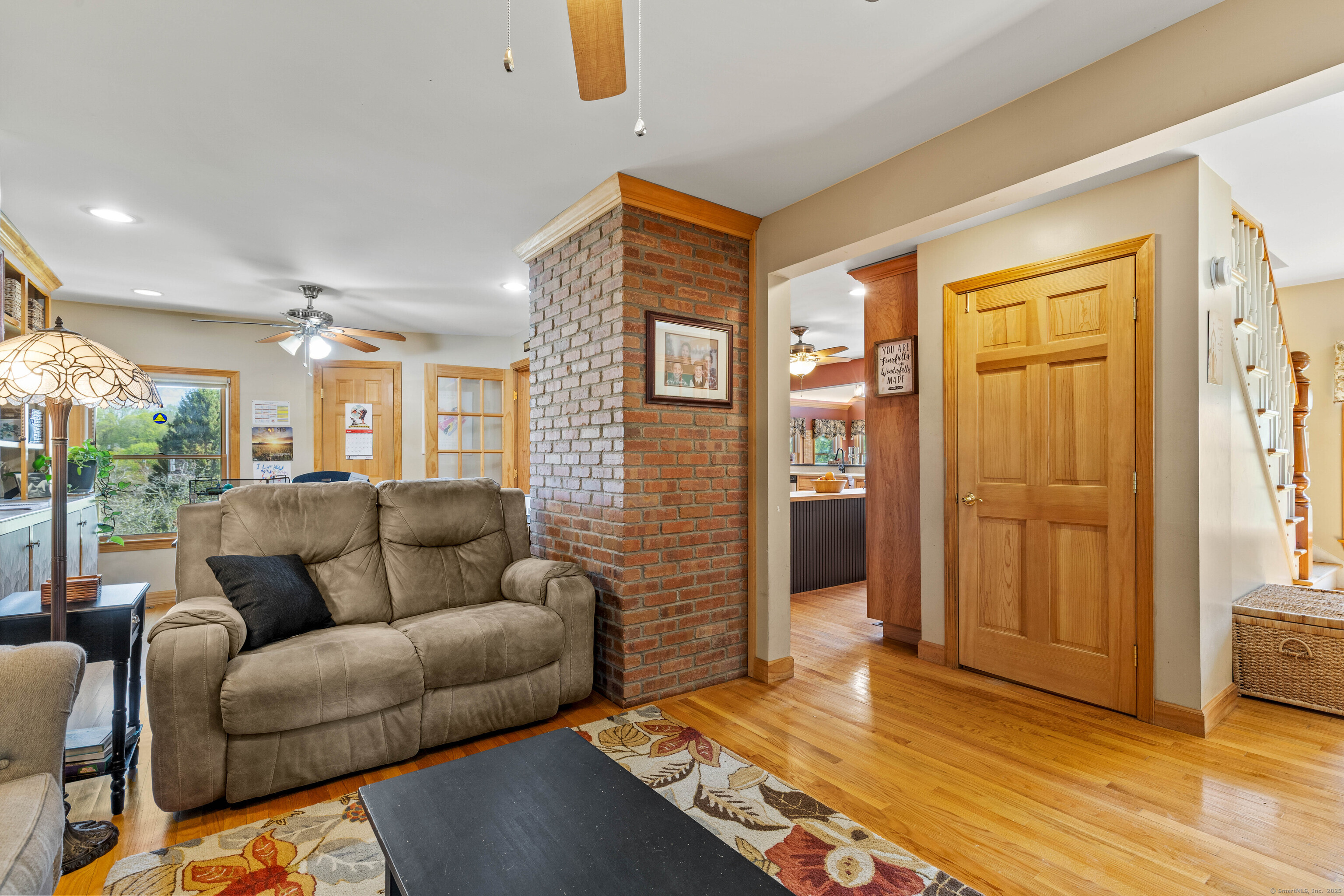 135 Maple Avenue, Montville, Connecticut image 10
