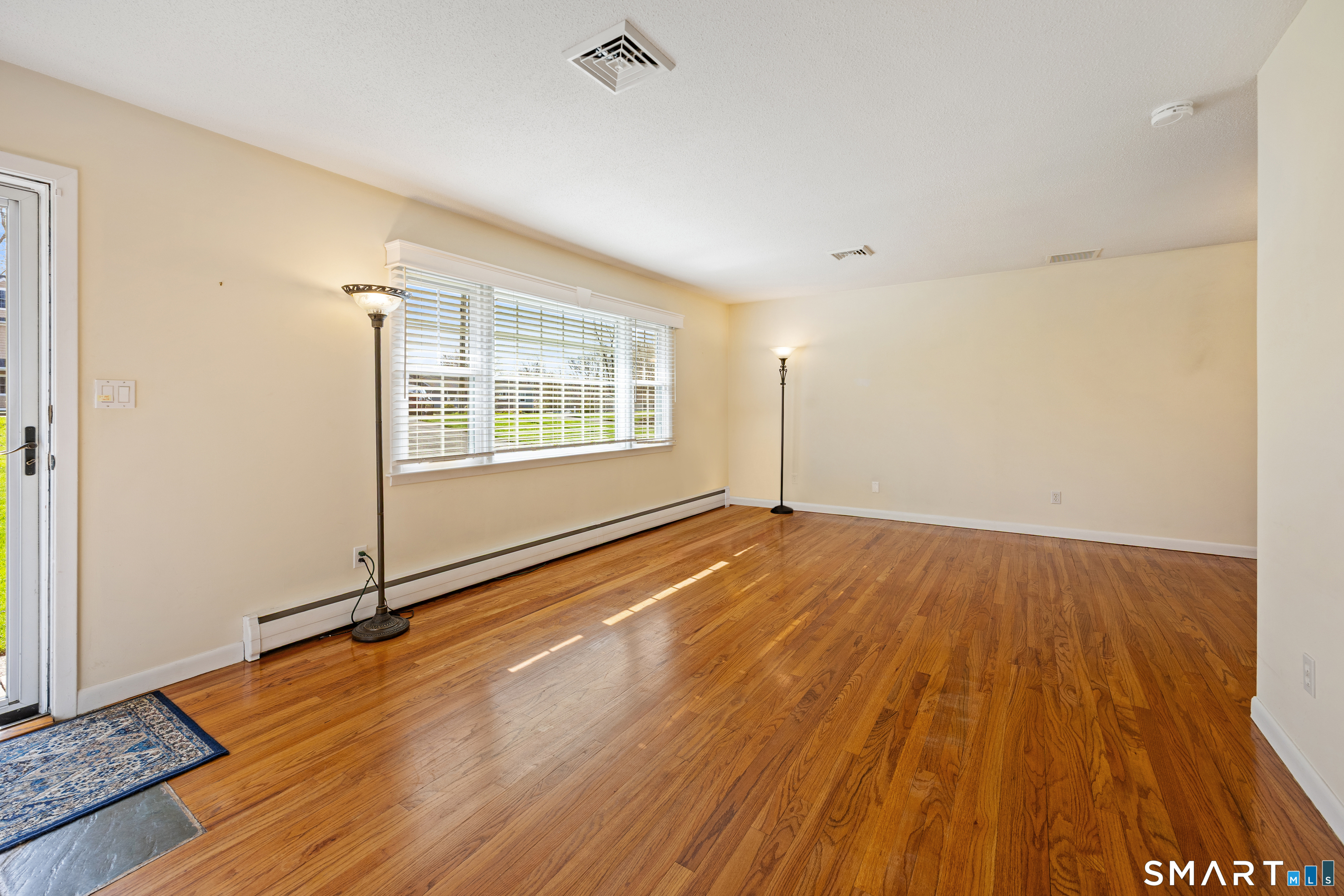 825 Farmington Drive