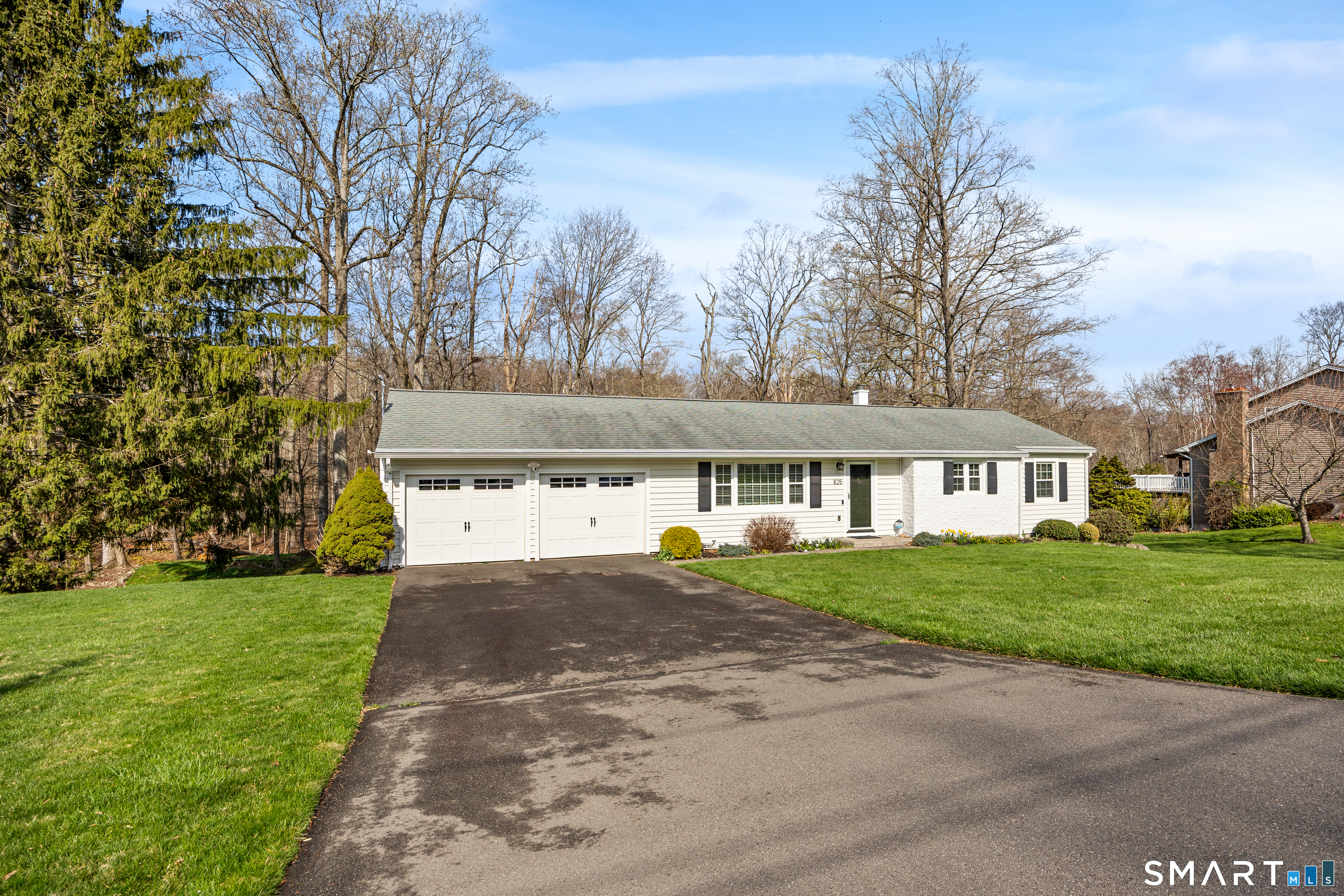 825 Farmington Drive
