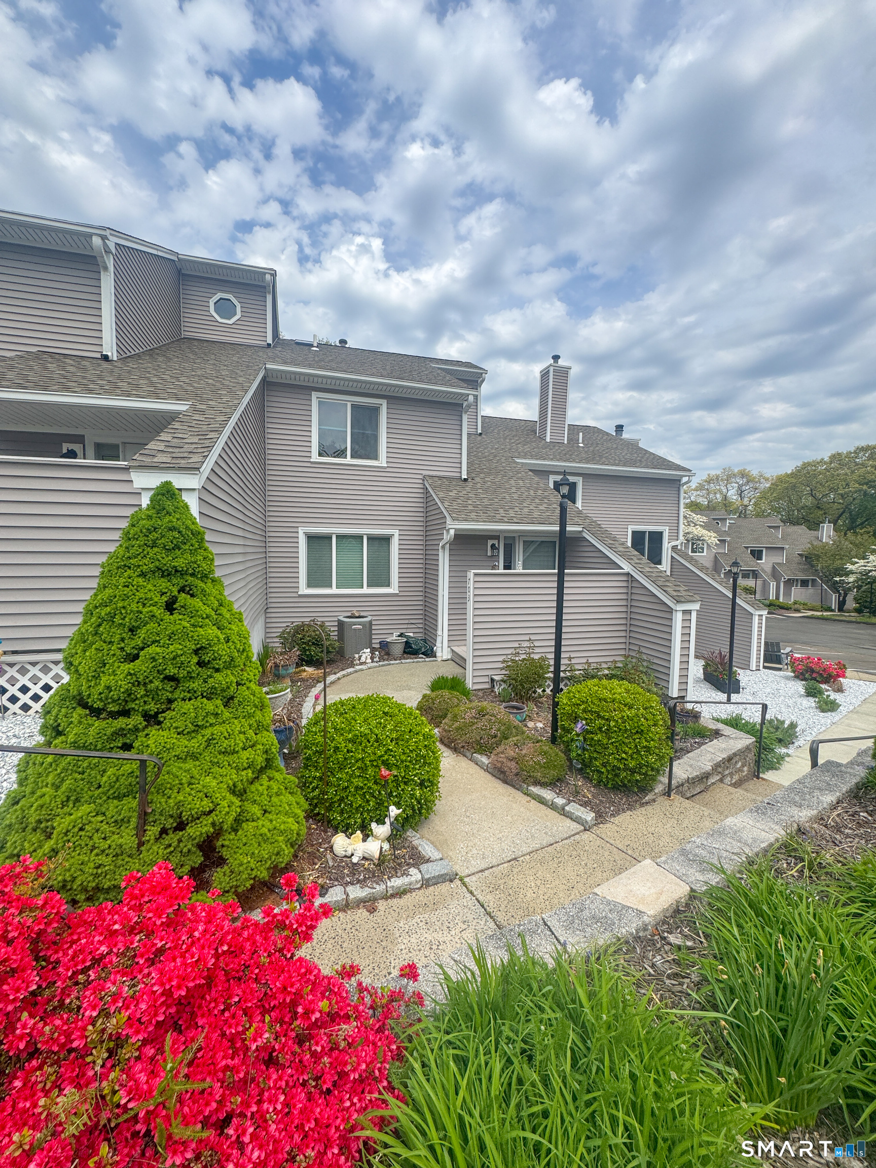 703 Golf Drive 703