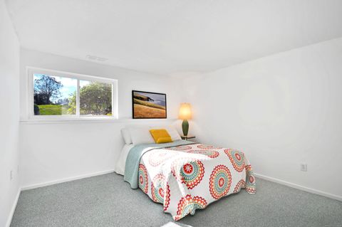 Tiny photo for 1 Hunters Run #1, Cromwell, CT 06416 (MLS # 24140768)