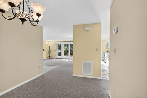 Tiny photo for 1 Hunters Run #1, Cromwell, CT 06416 (MLS # 24140768)