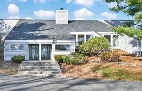 Tiny photo for 1 Hunters Run #1, Cromwell, CT 06416 (MLS # 24140768)