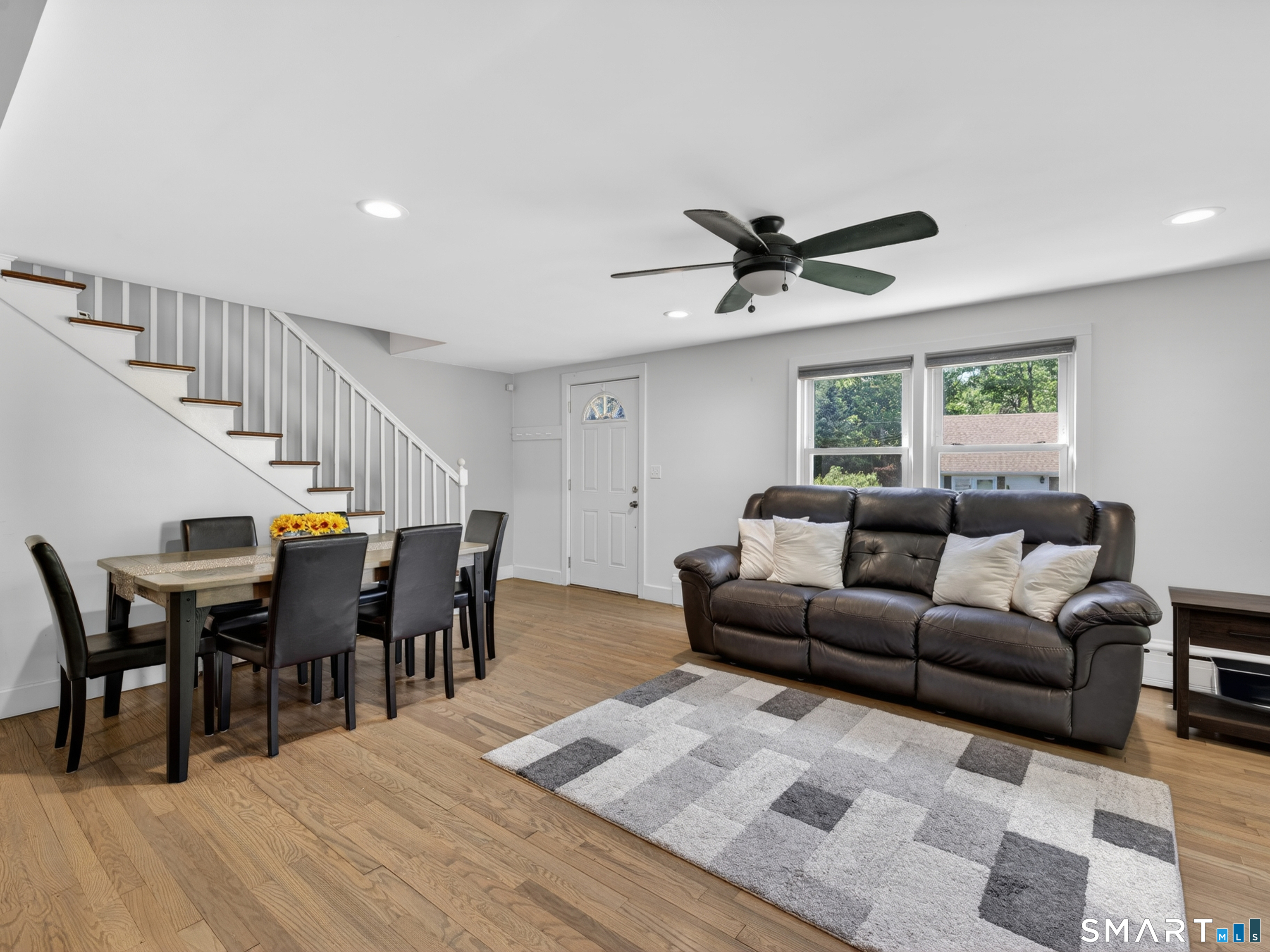 14 Oakwood Lane