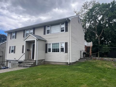 Photo of 255 Jennings Road #257, Fairfield, CT 06825 (MLS # 24125070)