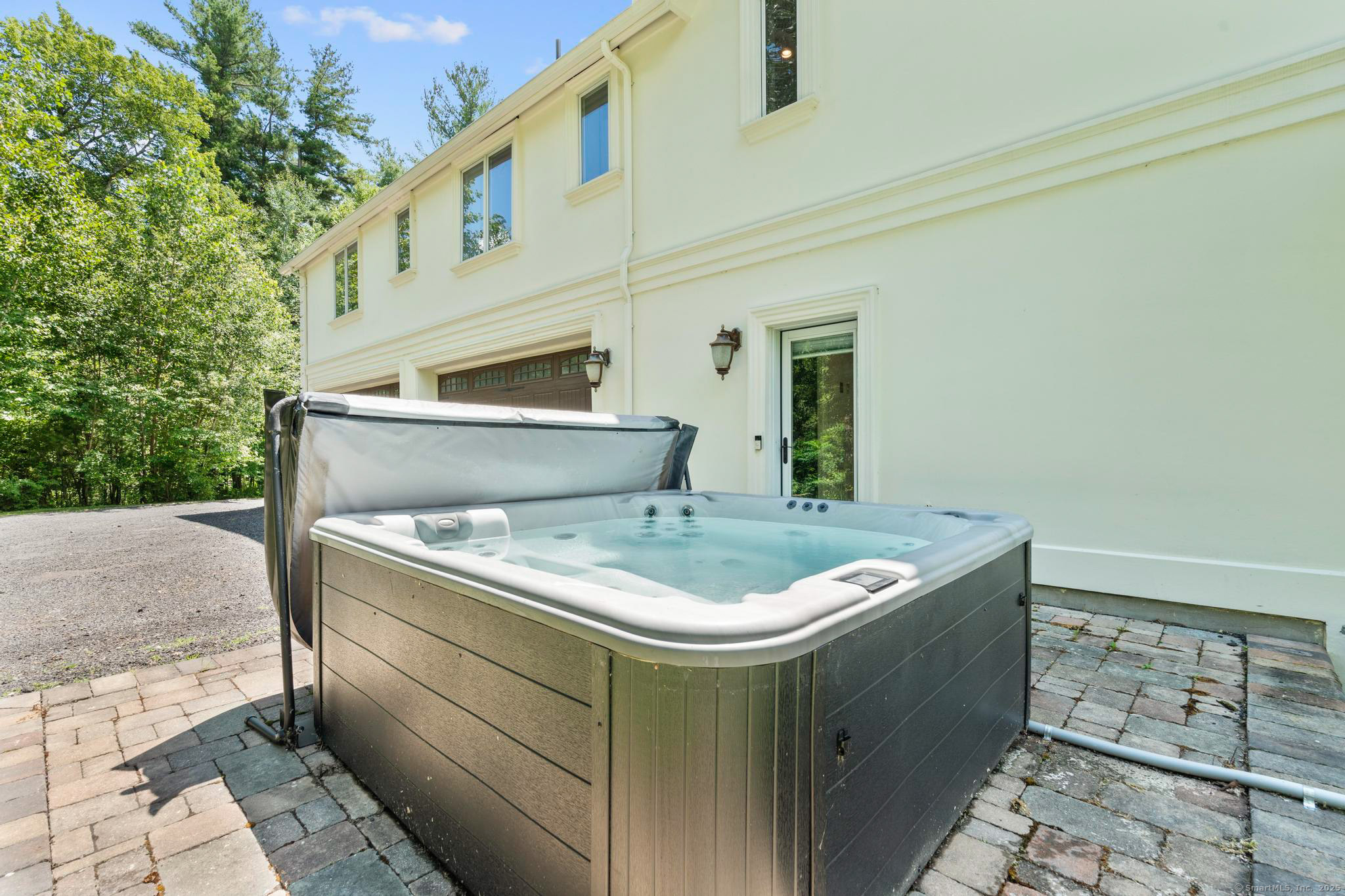 Goshen, Connecticut 06756, United States, 4 Bedrooms Bedrooms, ,5 BathroomsBathrooms,Residential,Active,169883