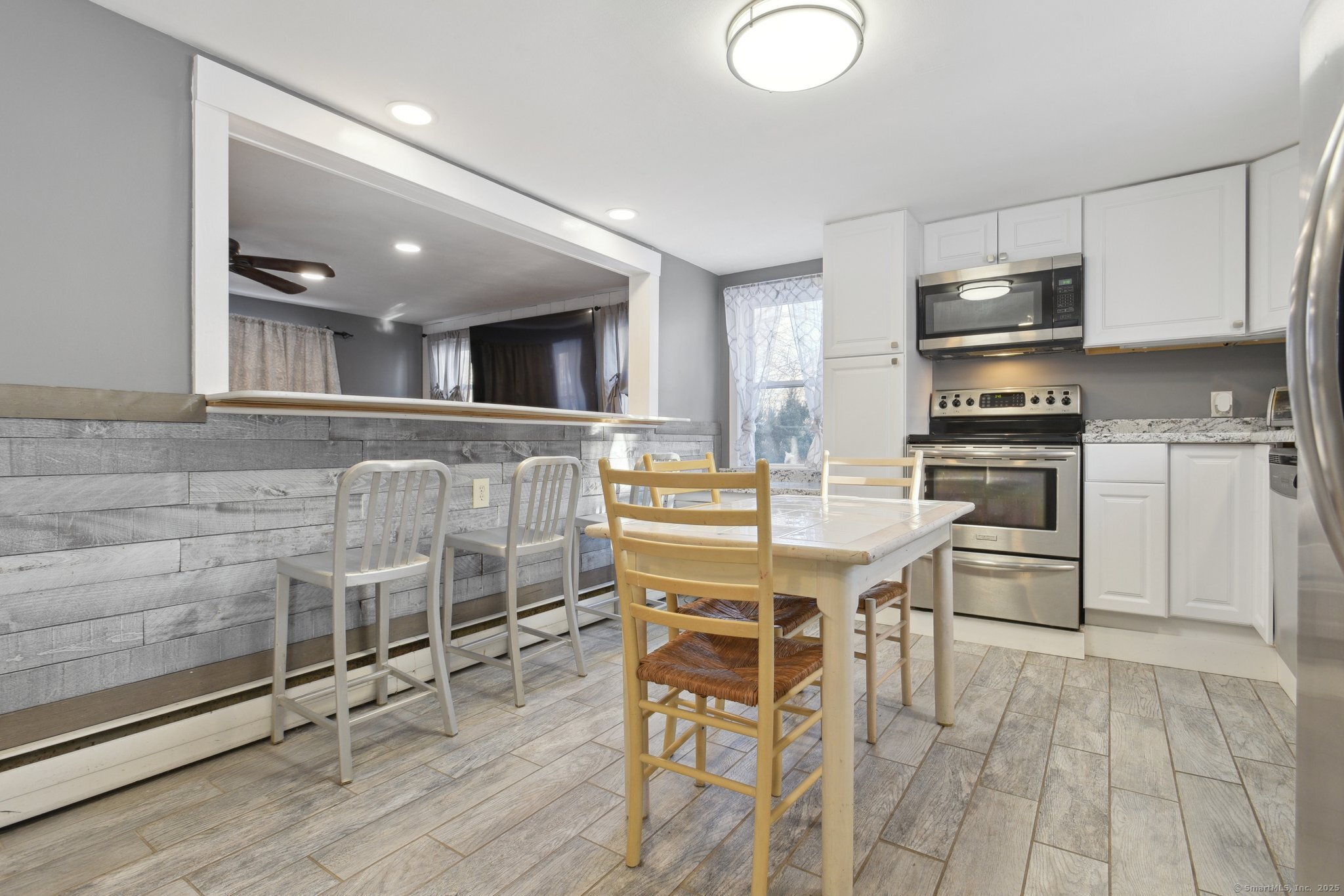 7 Dydo Drive, Montville, Connecticut image 7