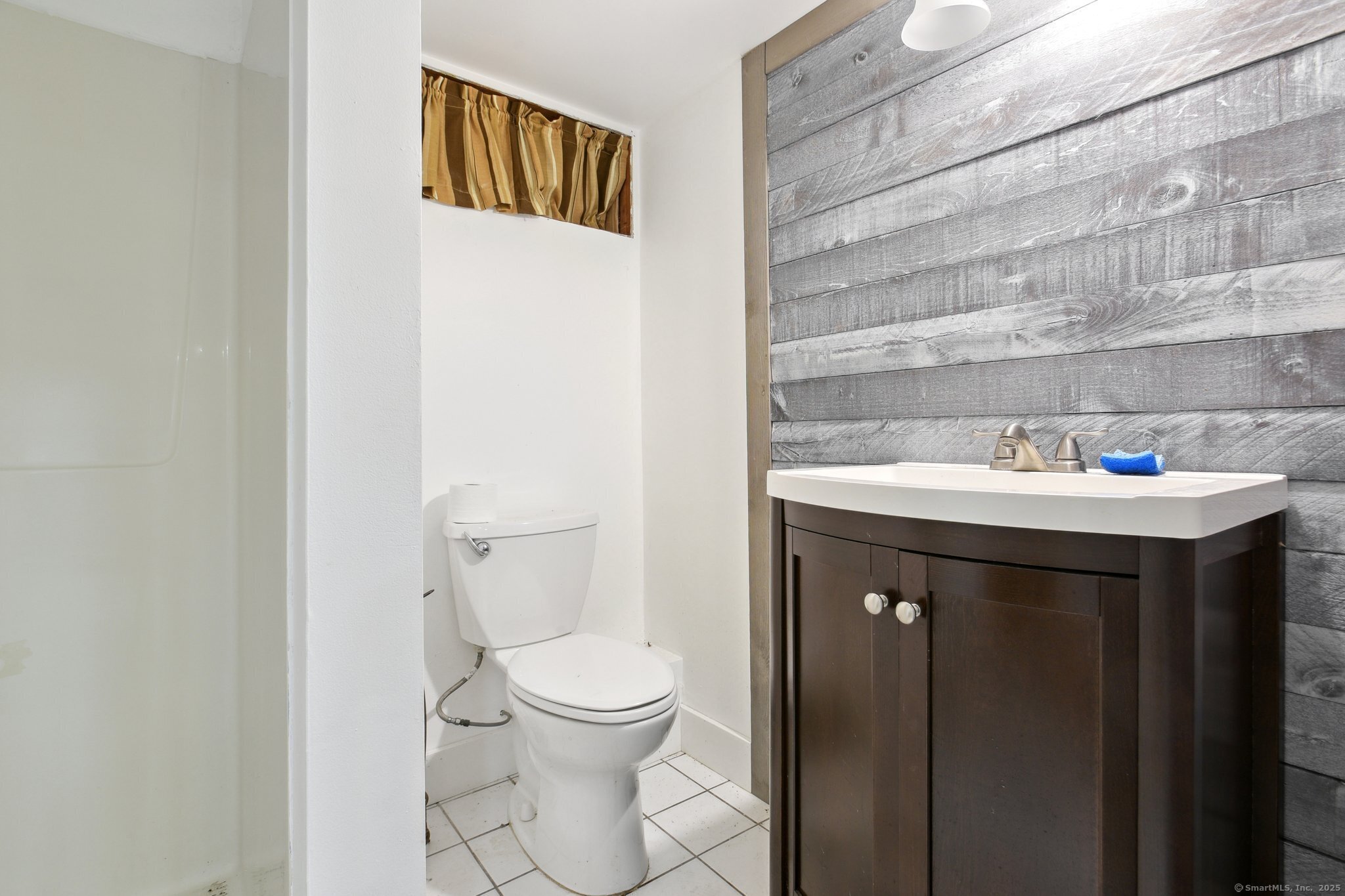 7 Dydo Drive, Montville, Connecticut image 16