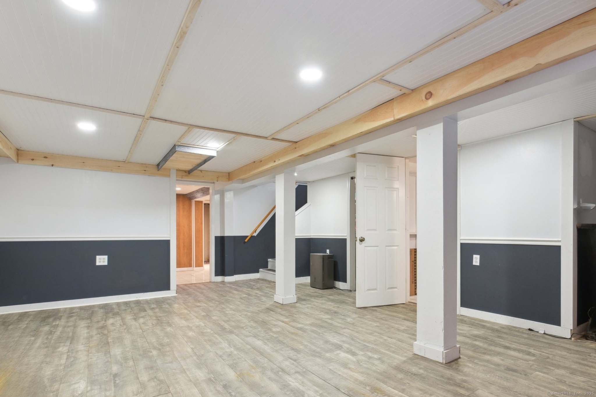 7 Dydo Drive, Montville, Connecticut image 17