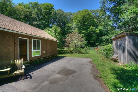 Multifamily For Rent - 171 Clarks Falls Road #B<br/> New London County, North Stonington, CT 06359