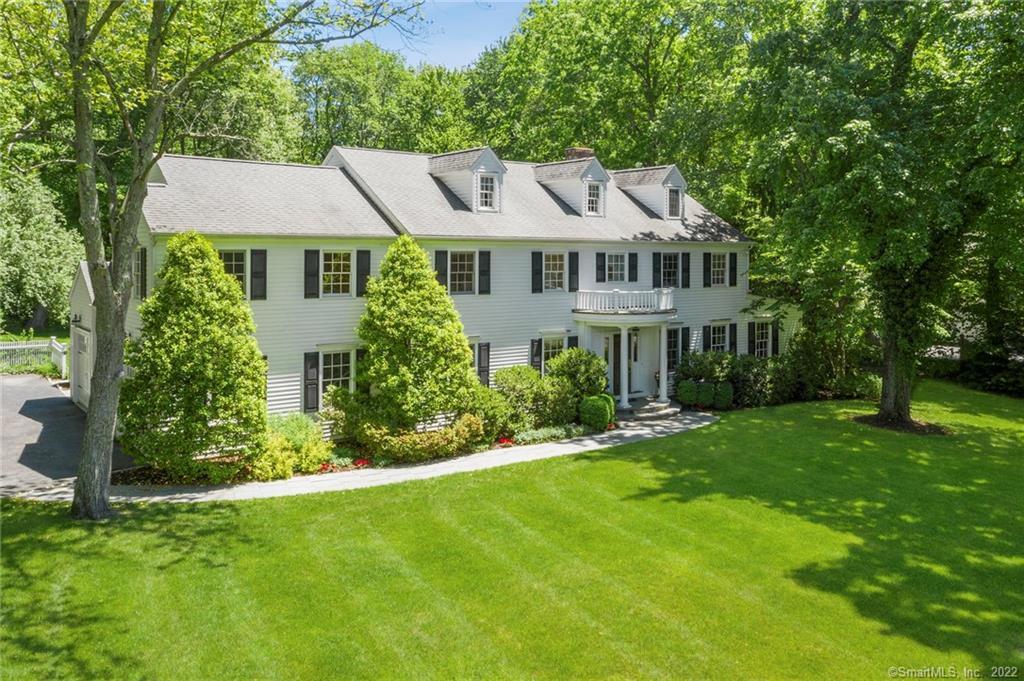 Photo 1 of 27 Hamilton Lane, Darien, Connecticut, $1,950,000, Web #: 170297546