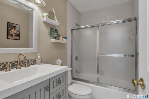 Tiny photo for 5 Mansfield Grove Road #341, East Haven, CT 06512 (MLS # 24198000)