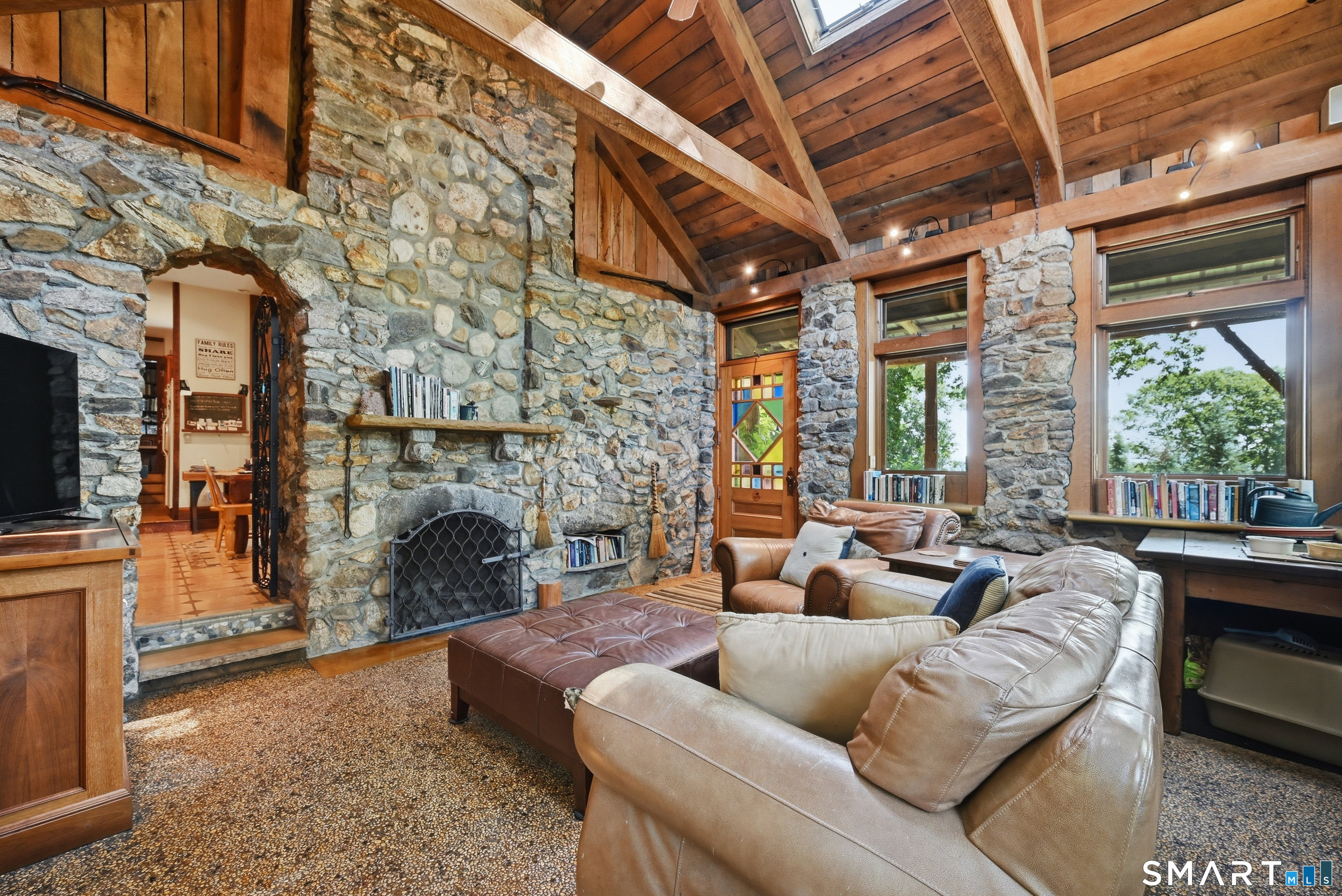 29 Old Forty Acre Mountain Road