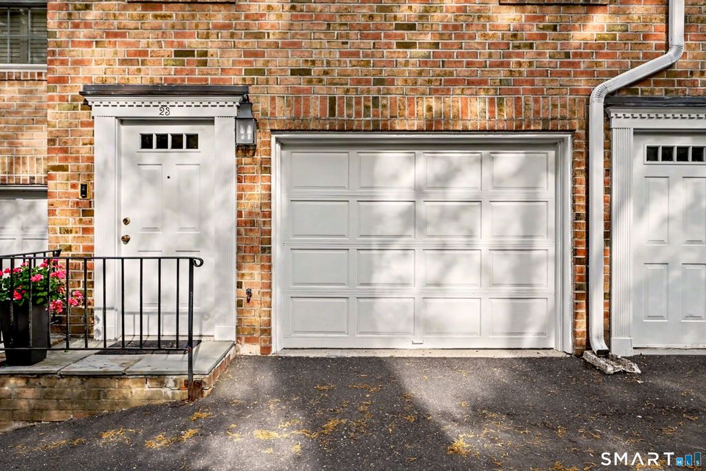 Photo of 3 Valley View Road #23, Norwalk, CT 06851 (MLS # 24175042)