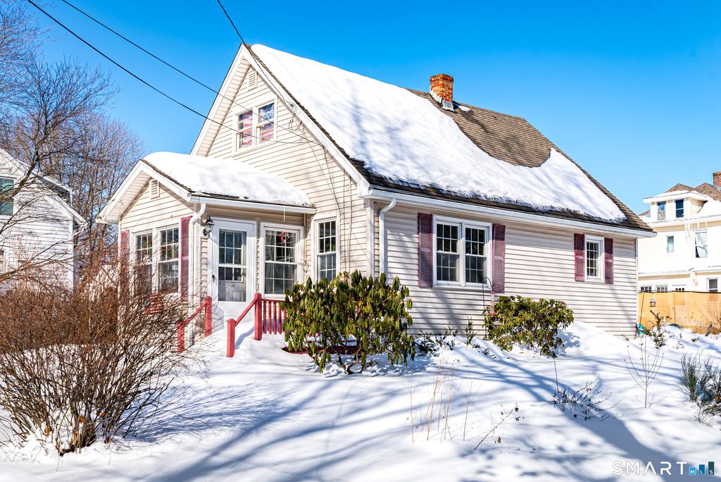 Photo of 11 Willard Avenue, Enfield, CT 06082 (MLS # 24153256)