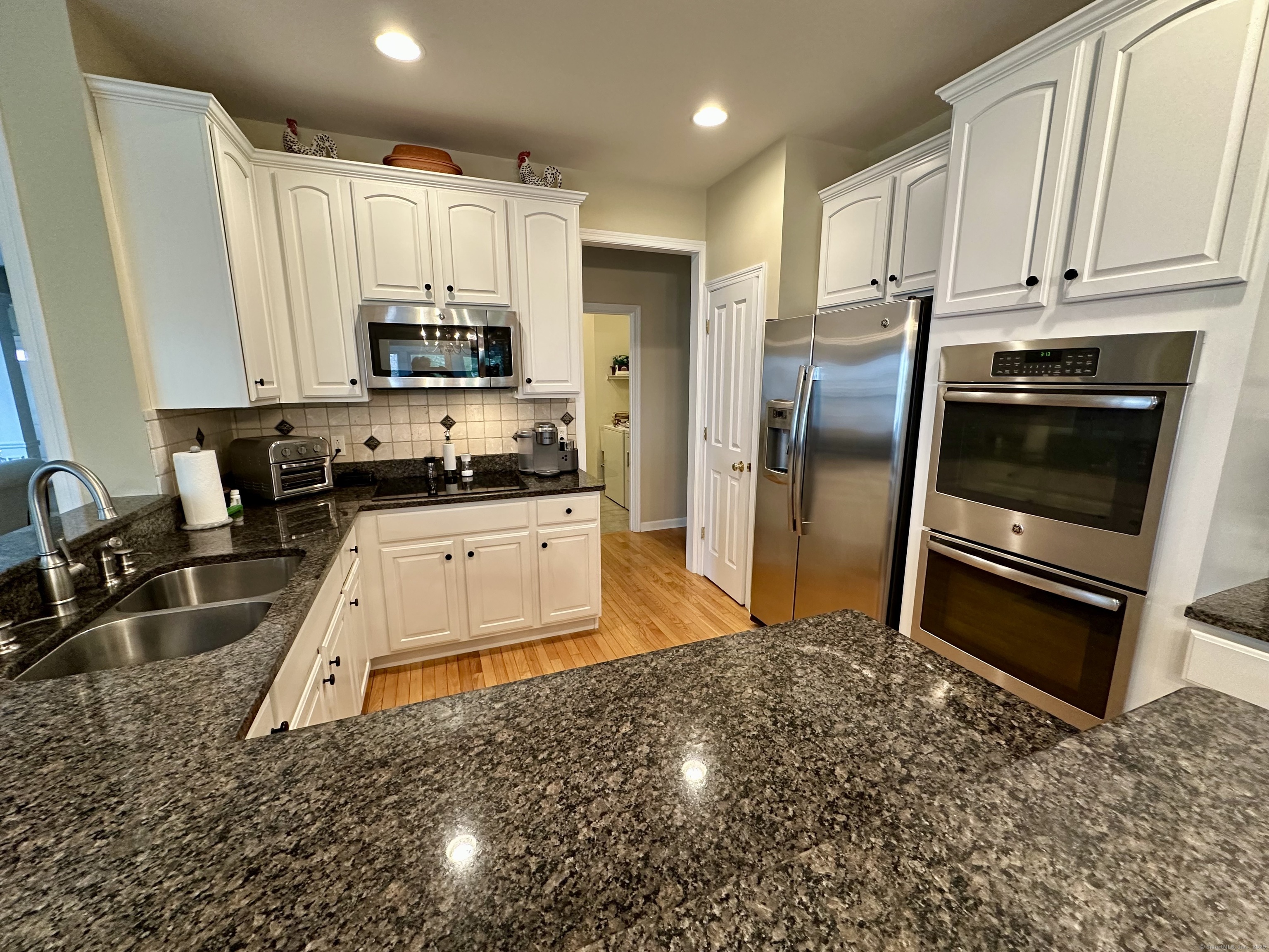 304 Fairway Drive #304, Oxford, Connecticut image 17
