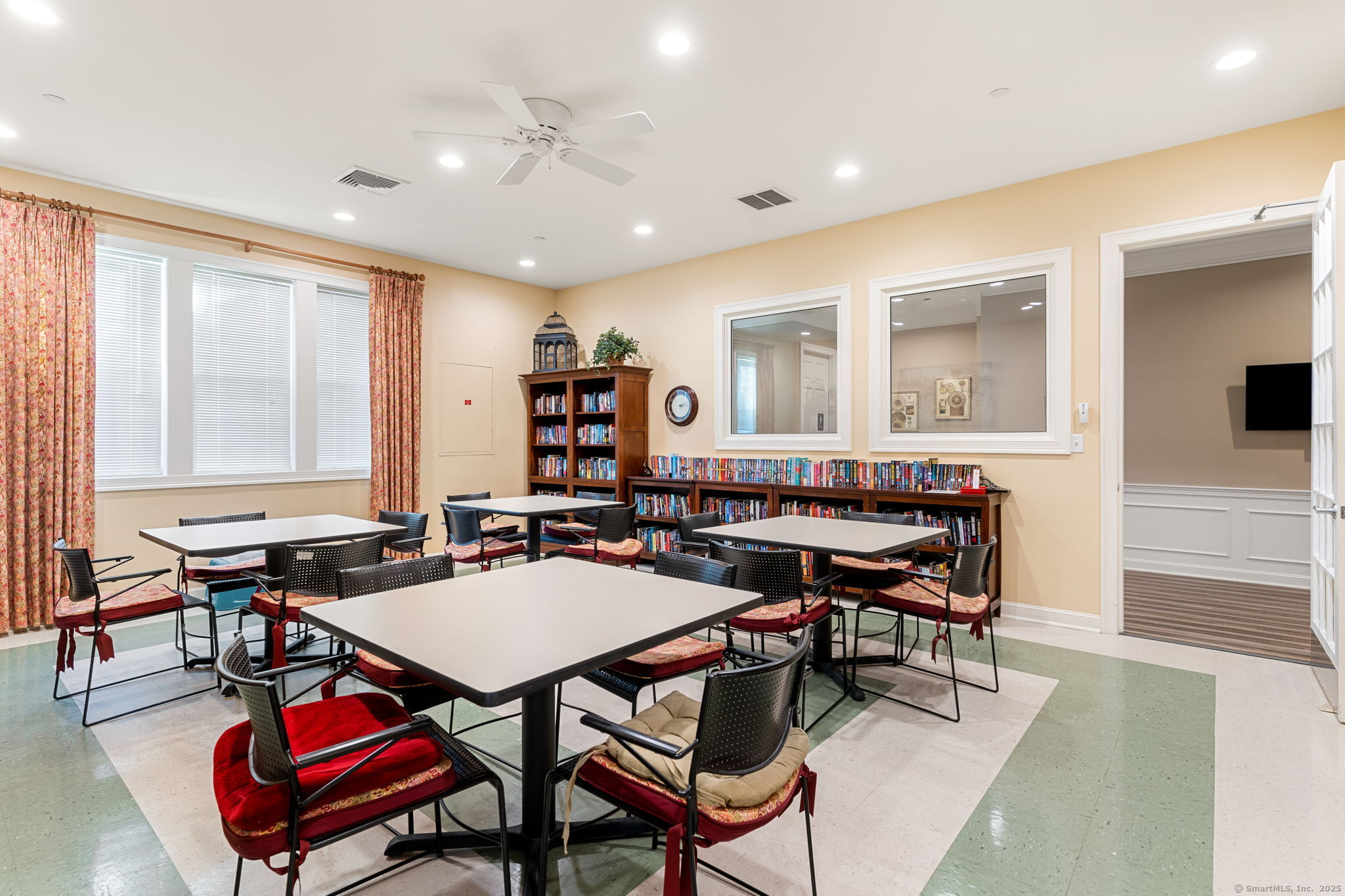 304 Fairway Drive #304, Oxford, Connecticut image 35