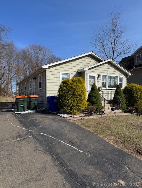 47 Graveline Avenue, Meriden, Connecticut image 8
