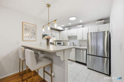 Tiny photo for 1 Valley Road #105, Stamford, CT 06902 (MLS # 24196599)