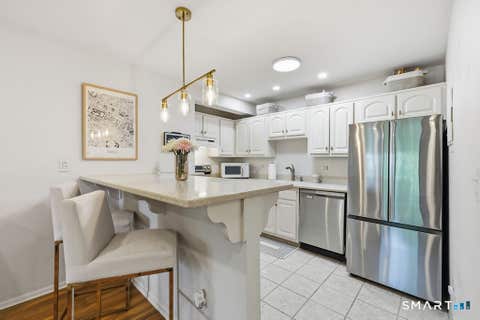 Tiny photo for 1 Valley Road #105, Stamford, CT 06902 (MLS # 24196599)