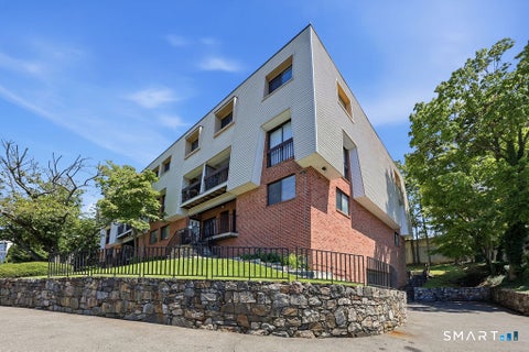 Tiny photo for 1 Valley Road #105, Stamford, CT 06902 (MLS # 24196599)