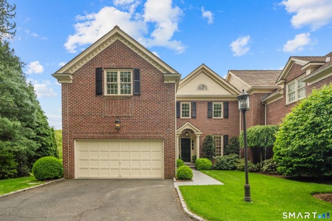 Condo For Sale - 36 Richmond Hill Road<br/> New Canaan, CT 06840