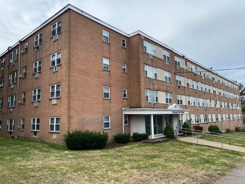 70 Farmington Avenue Unit 4J, New London, CT 06320 - #: 24087764