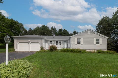 Photo of 605 S Greenbrier Drive, Orange, CT 06477 (MLS # 24193768)