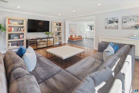 Tiny photo for 260 West Avenue, Darien, CT 06820 (MLS # 24111620)