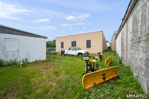 Tiny photo for 100 Barclay Street, New Haven, CT 06519 (MLS # 24195883)