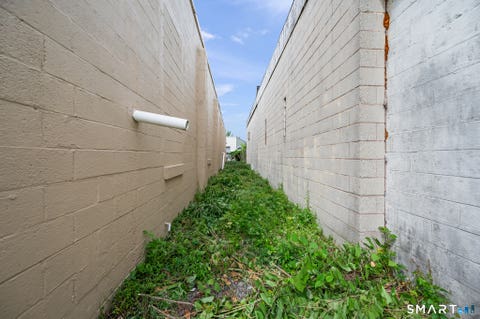 Tiny photo for 100 Barclay Street, New Haven, CT 06519 (MLS # 24195883)