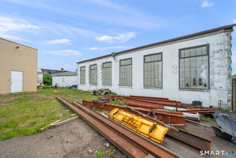 Tiny photo for 100 Barclay Street, New Haven, CT 06519 (MLS # 24195883)