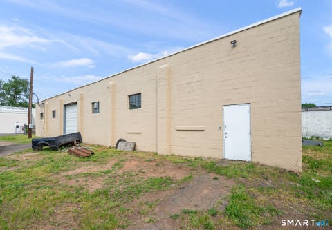 Tiny photo for 100 Barclay Street, New Haven, CT 06519 (MLS # 24195883)