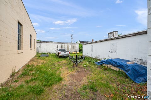 Tiny photo for 100 Barclay Street, New Haven, CT 06519 (MLS # 24195883)