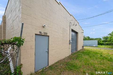 Tiny photo for 100 Barclay Street, New Haven, CT 06519 (MLS # 24195883)