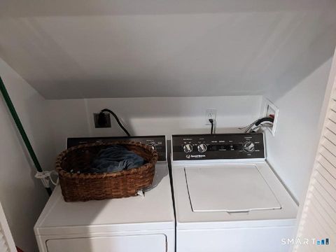 Tiny photo for 2870 Fairfield Avenue #3, Bridgeport, CT 06605 (MLS # 24152919)