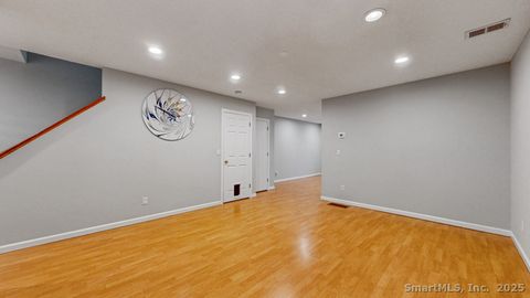 Tiny photo for 80 Country Lane #APT 40, Vernon, CT 06066 (MLS # 24143436)